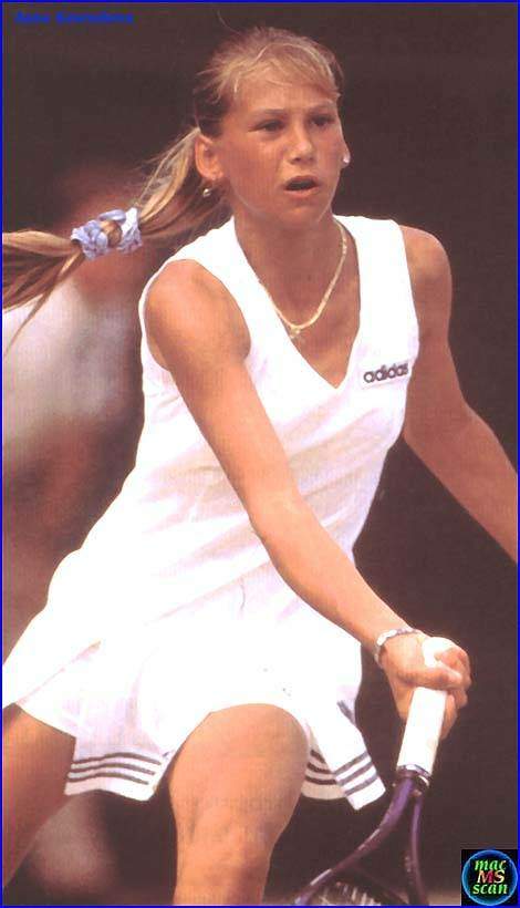   / Anna Kournikova